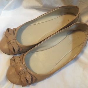 Nine West beige flats